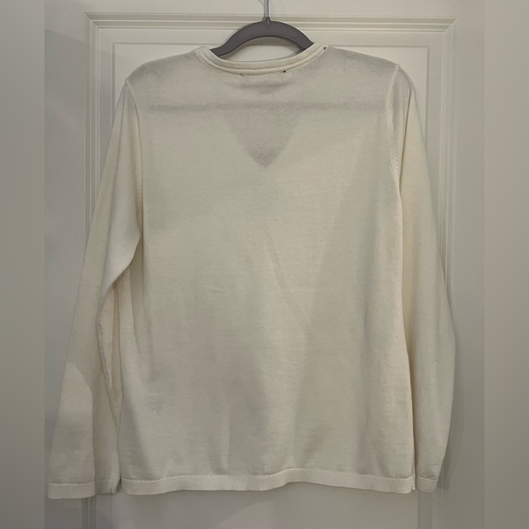 NWT Tommy Hilfiger Ivory Floral V-Neck Sweater - Picture 4 of 11